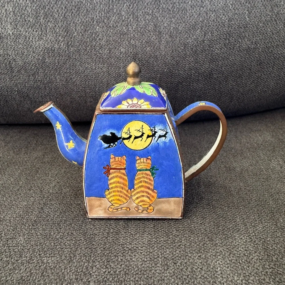 Trade Plus Aid Cloisonne Mini Enamel Metal Teapot Kevin Chen Style Xmas Cats